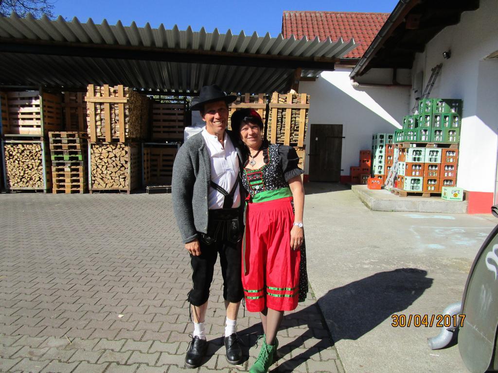Sabine * Obergessertshausen